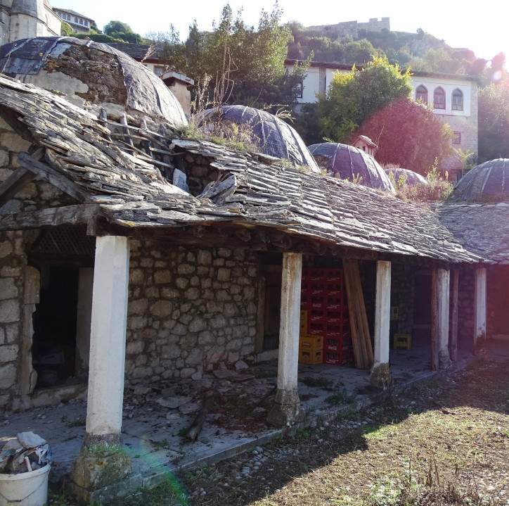 Foto - Avaz.jpg - Mostarsko muftijstvo od Grada Čapljine traži povrat zgrade Šišman Ibrahim-pašine medrese u Počitelju